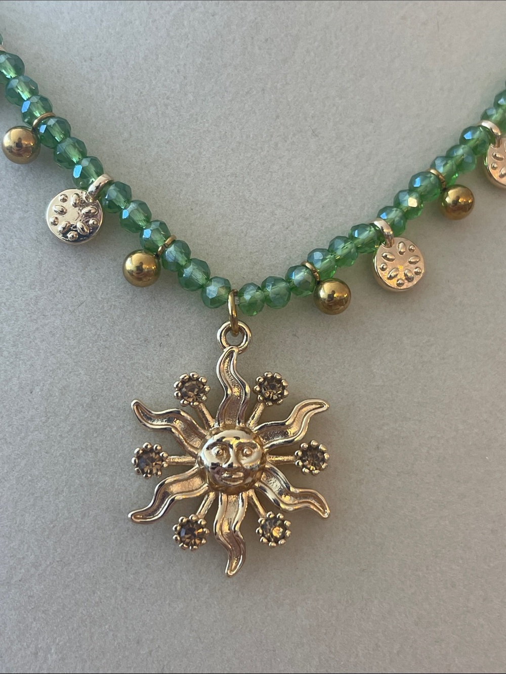 Anthropologie Green Beaded Necklace with Gold Sun Pendant - Picture 2 of 4